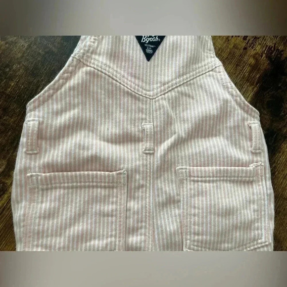 OSHKOSH B'gosh | VESTBAK baby girl, pink overalls. Size: 24M - Picture 16 of 16
